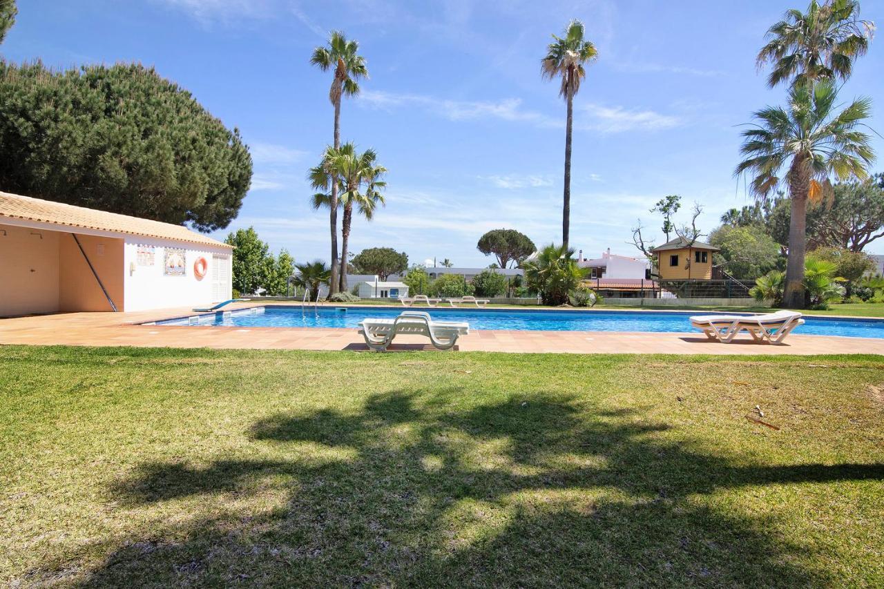 Yara Beach Apartments With Terrace Albufeira Exterior photo